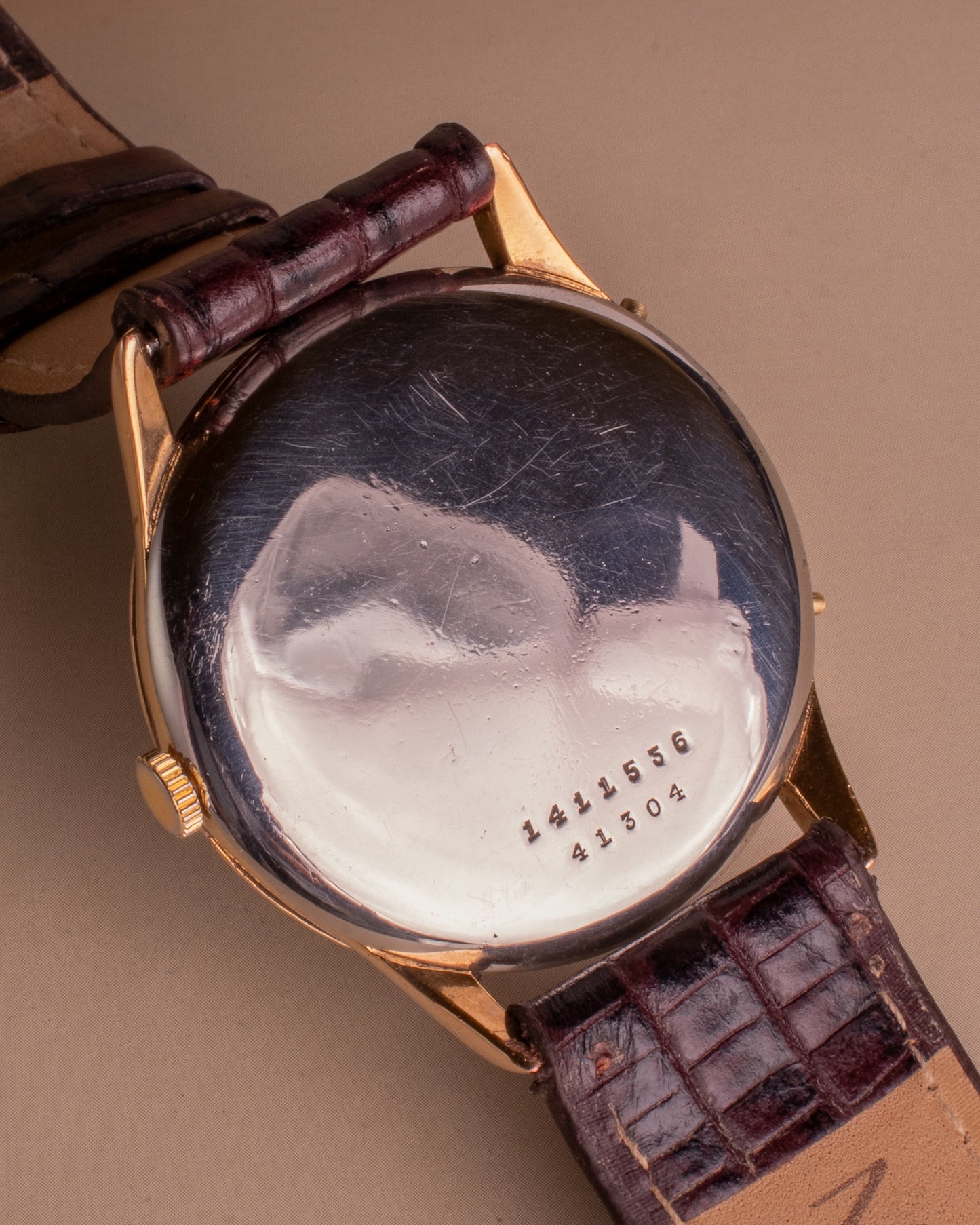 UNIVERSAL GENEVE TRIPLE DATE 36mm