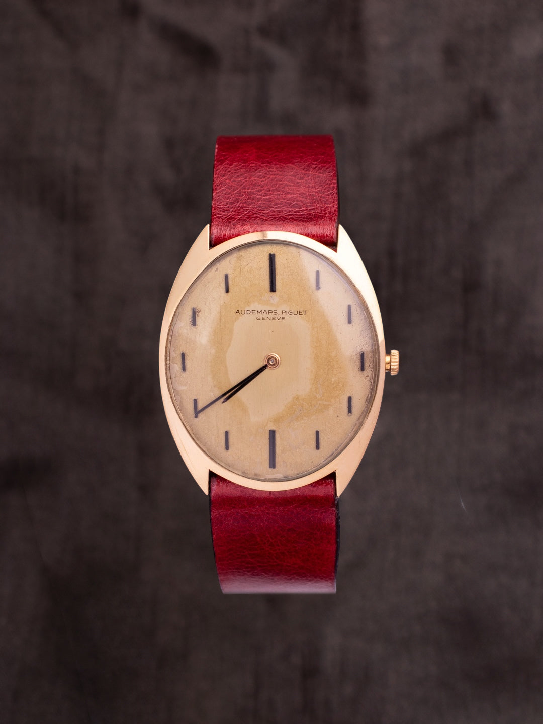 AUDEMARS OVAL SHAPE