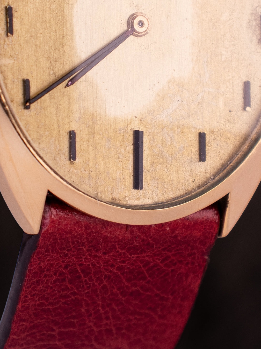 AUDEMARS OVAL SHAPE
