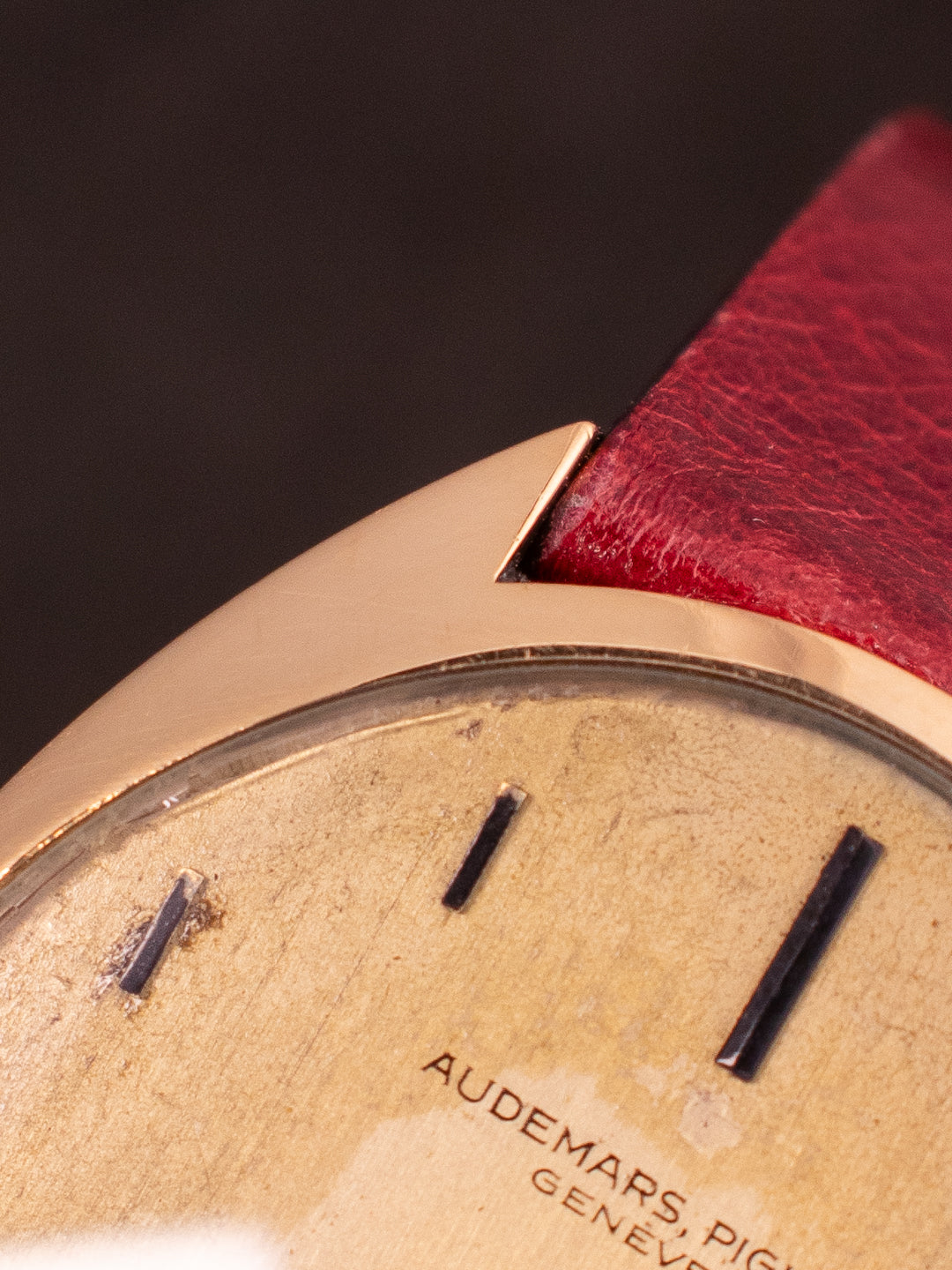 AUDEMARS OVAL SHAPE