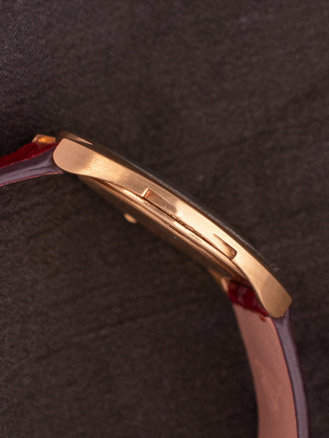 AUDEMARS OVAL SHAPE