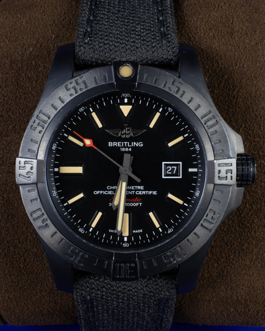 BREITLING AVENGER BLACKBIRD