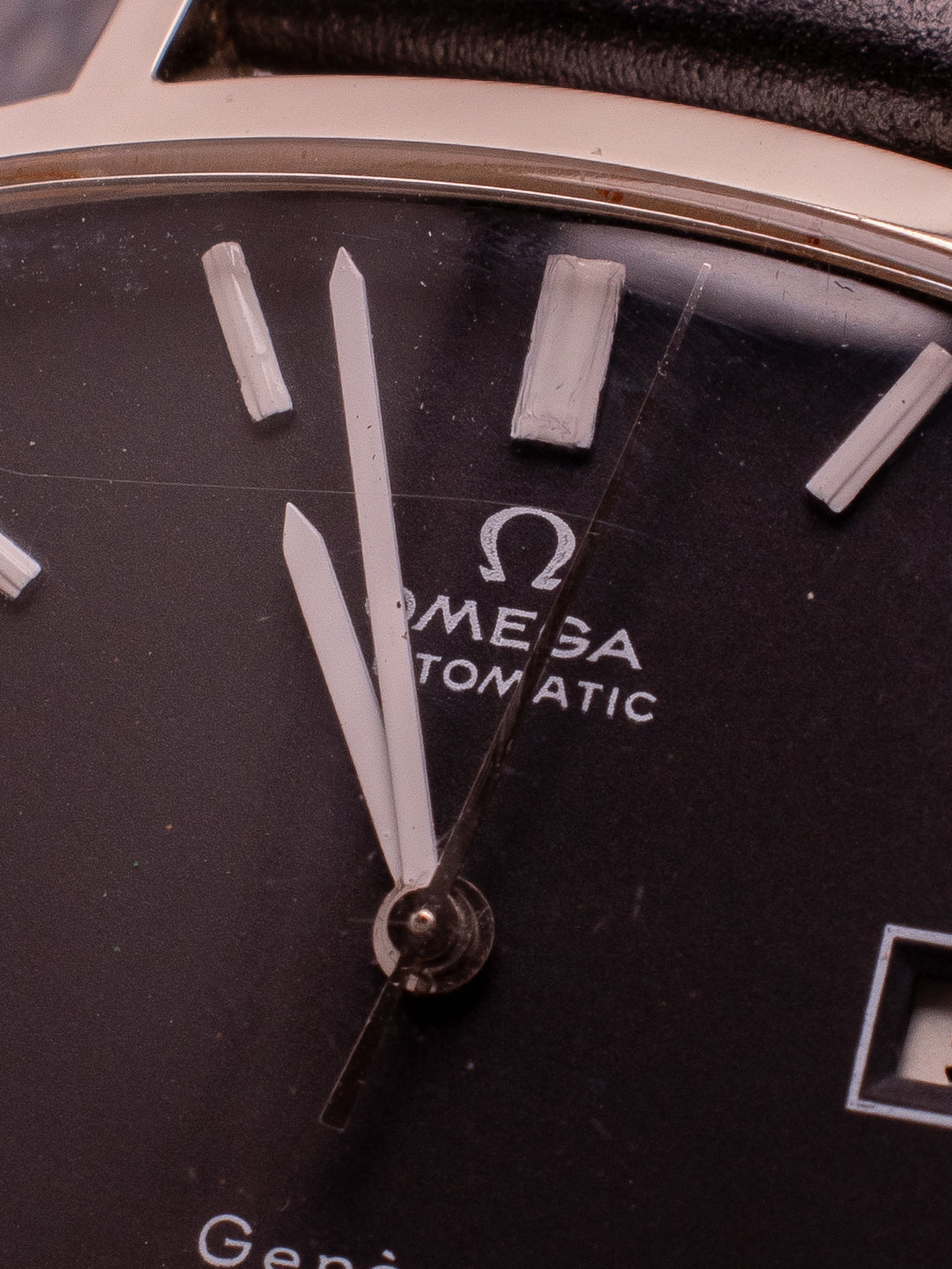 OMEGA GENEVE "TV SHAPE"