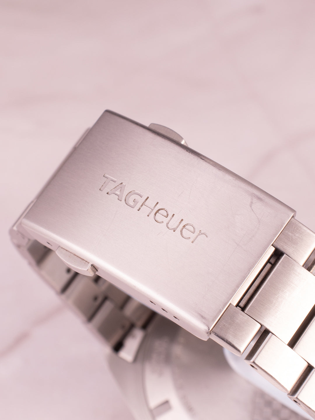 TAG HEUER FORMULA 1 RED