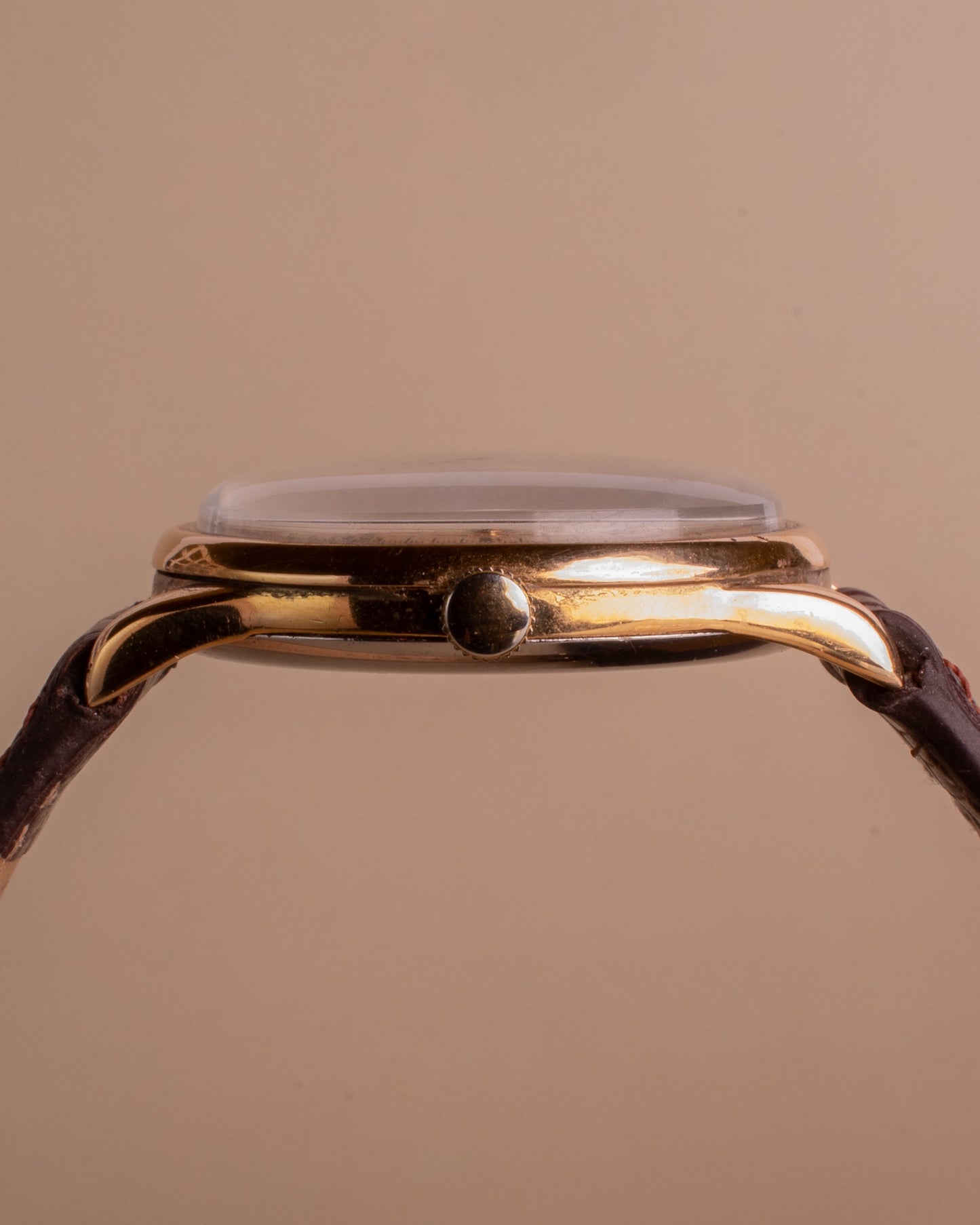 UNIVERSAL GENEVE TRIPLE DATE 36mm