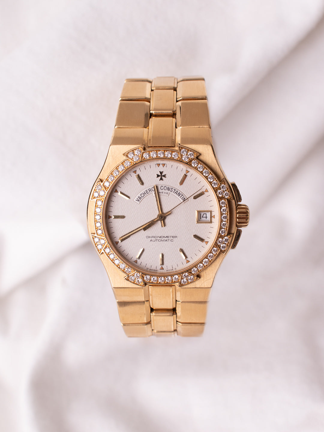 VACHERON COSNTANTIN OVERSEAS JUMBO DIAMOND SET