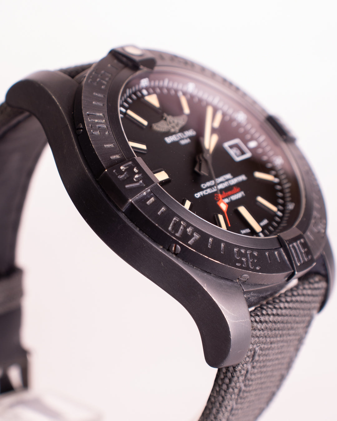 BREITLING AVENGER BLACKBIRD