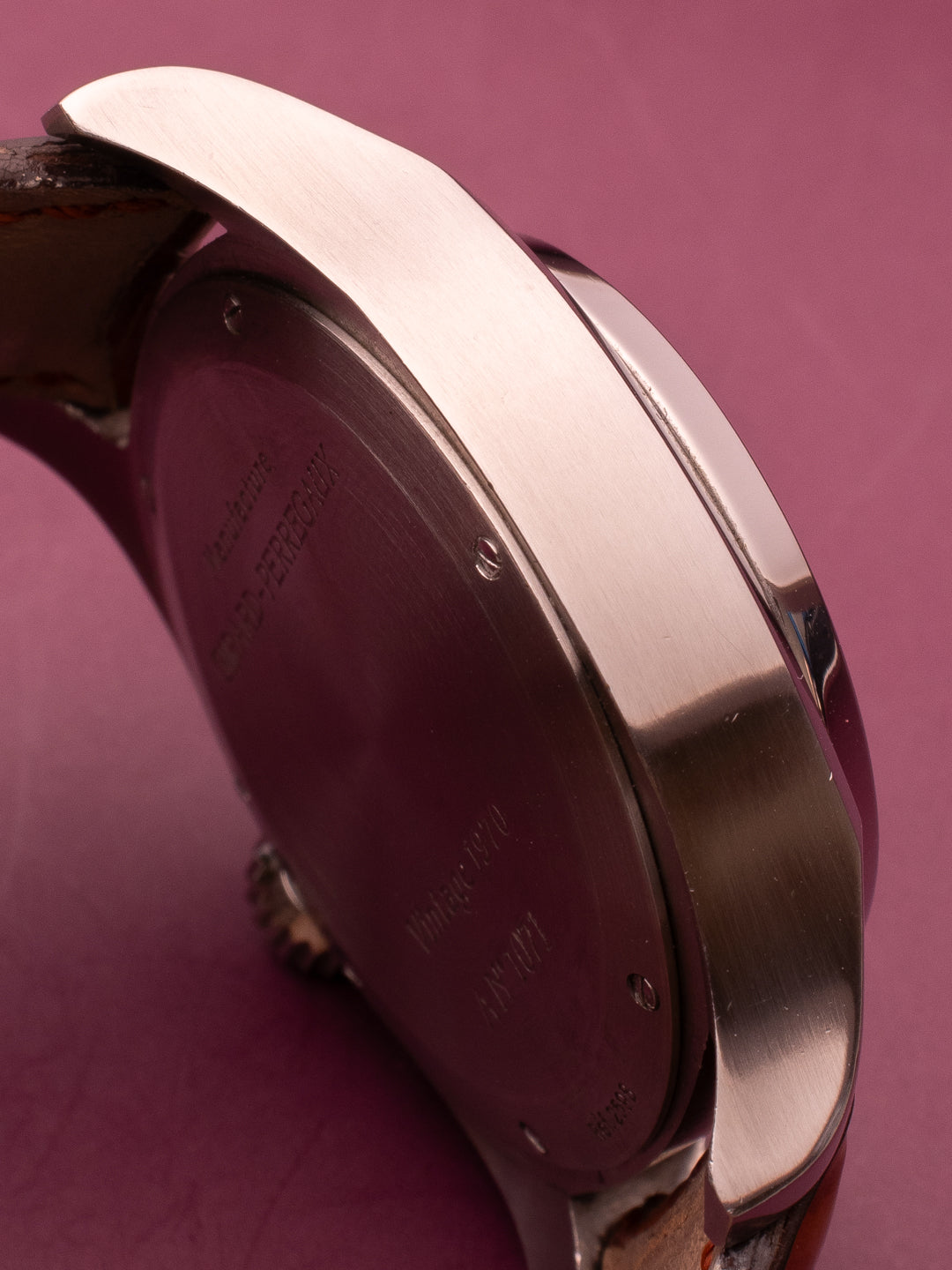 GIRARD-PERREGAUX VINTAGE "1970" 2598